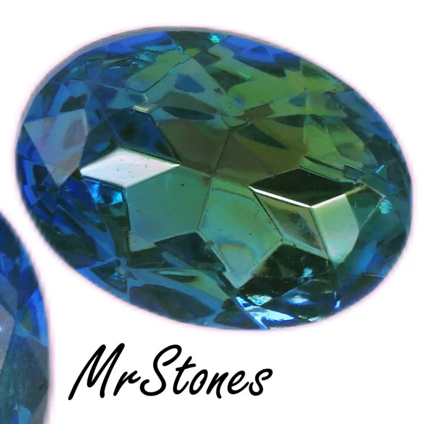 18x13mm (4130/2) TTC Old Bermuda Blue Oval Shape (Peridot/Light Sapphire)