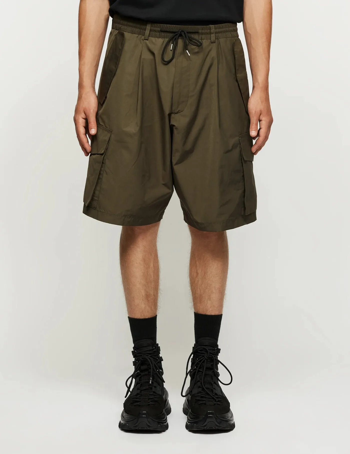 LOWNN NYLON CARGO SHORTS