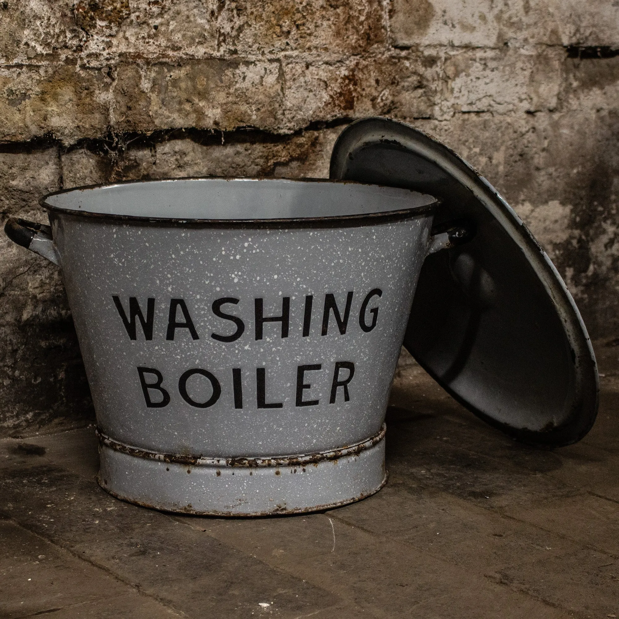 Vintage Metal Enamel Washing / Clothes Boiler